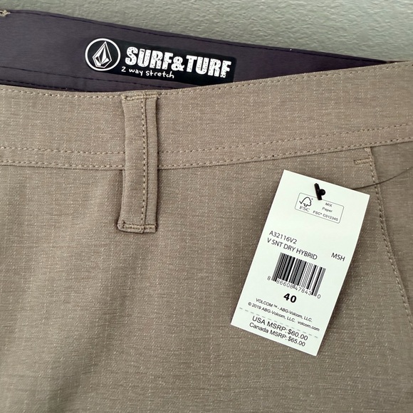 Volcom Men's Charcoal Flat Front Shorts (NWT) - Picture 3 of 14